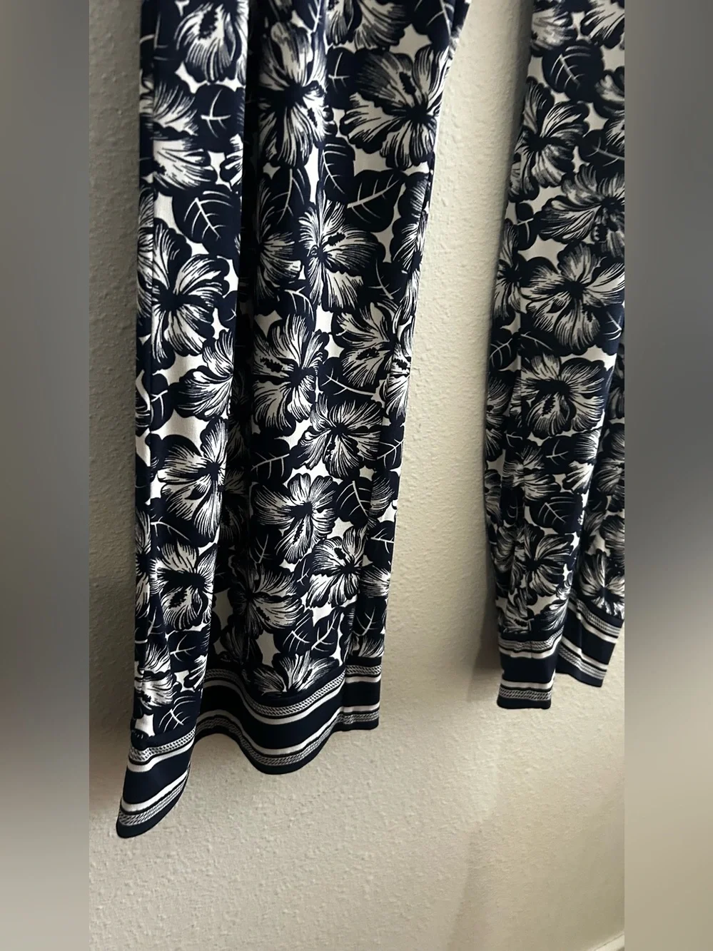 Michael Kors stretch pull